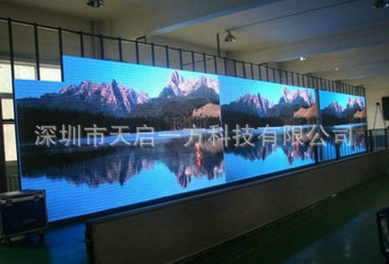 1926414404_1446993595