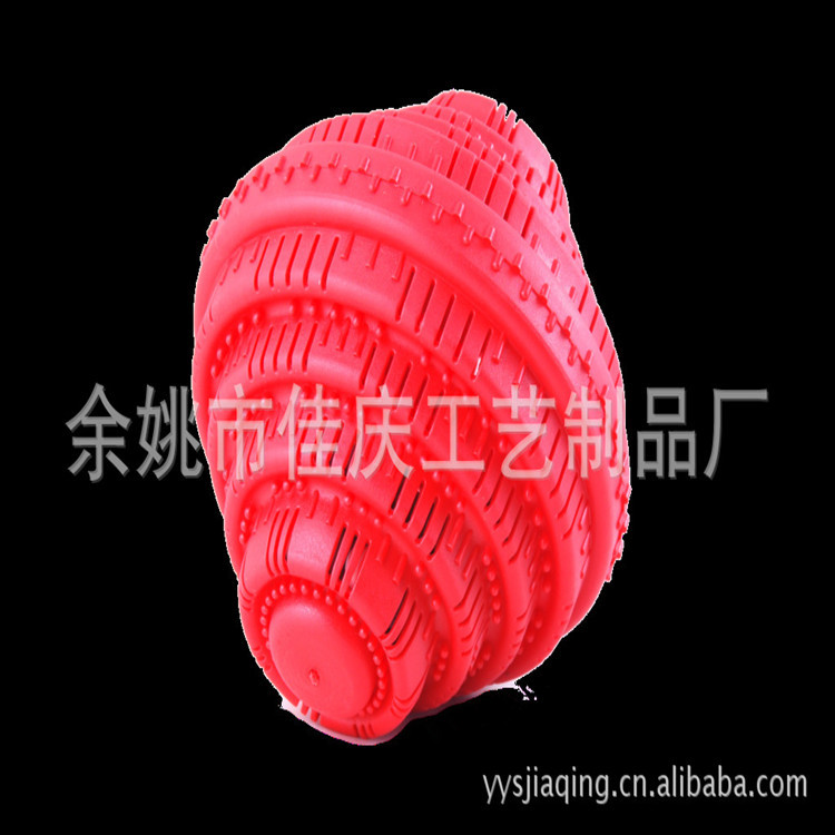 703637874_717007072_副本