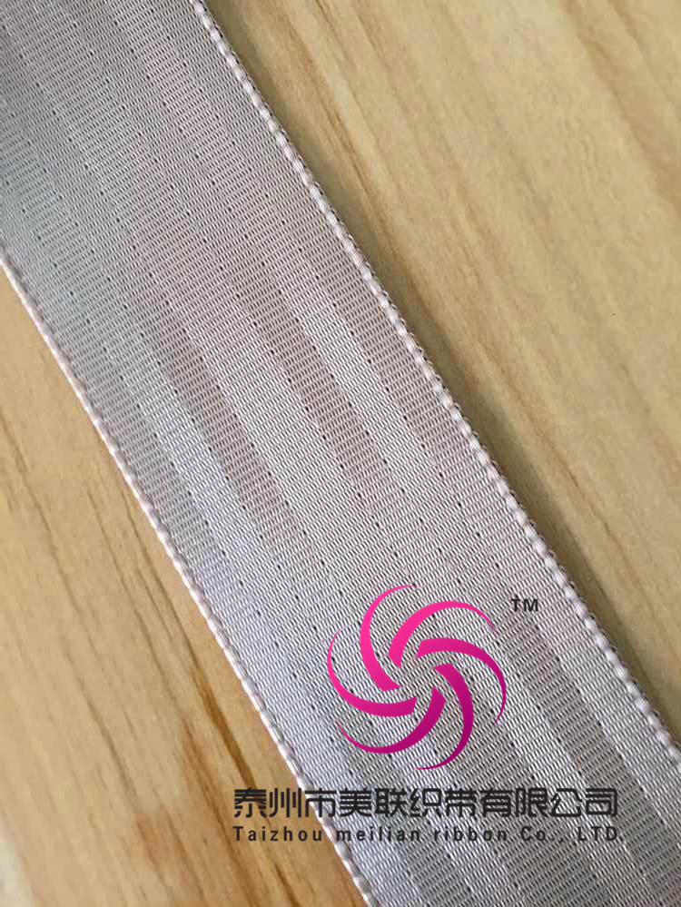 DD00E9CBE142E09F8453CD21108A45