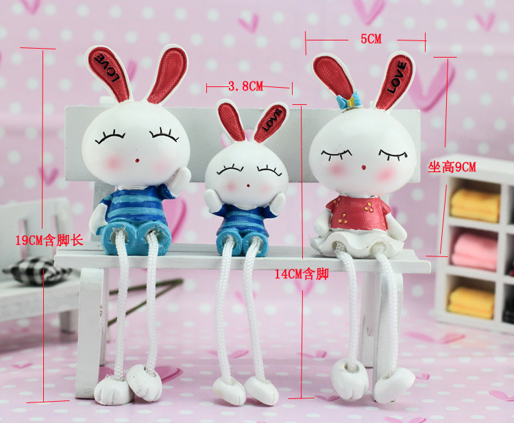 眯眼兔一家三口 (1)