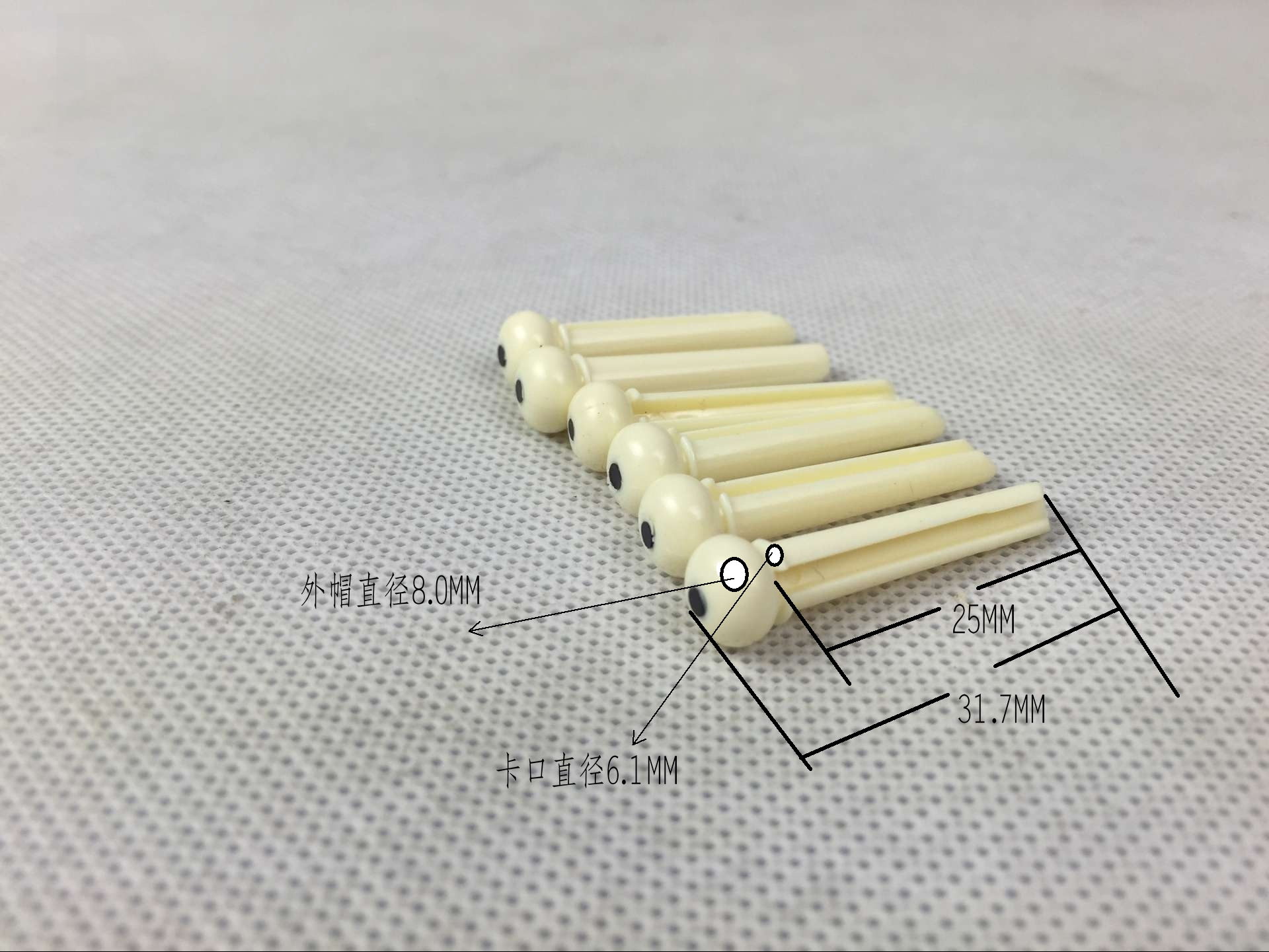 82737AD7FF073918C6D66745D9E24A