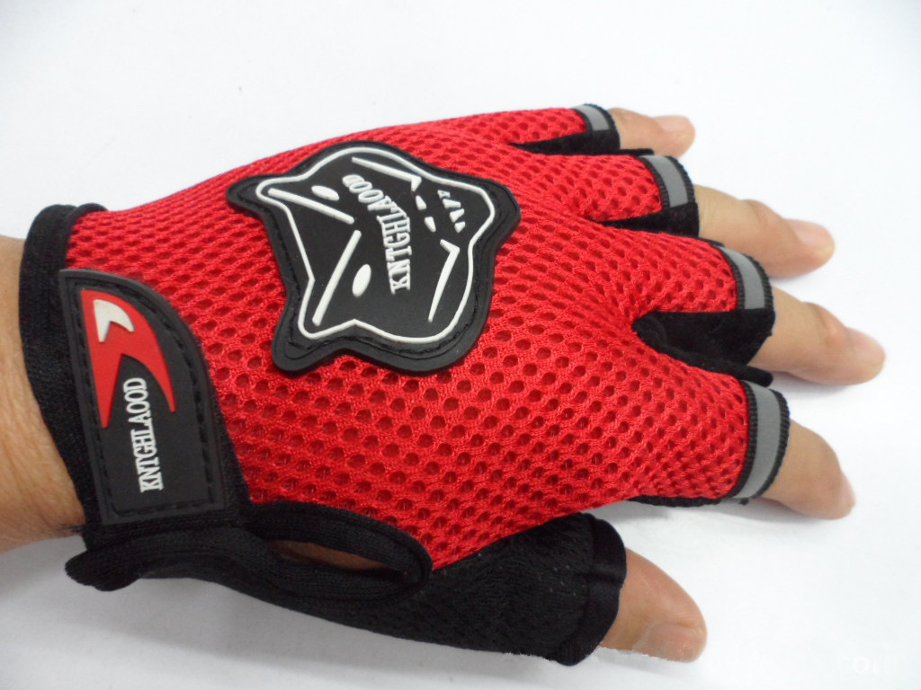 546944007_1811531145