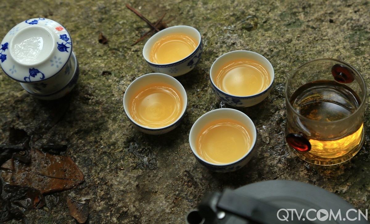 201121wy63znaaar9abvk9