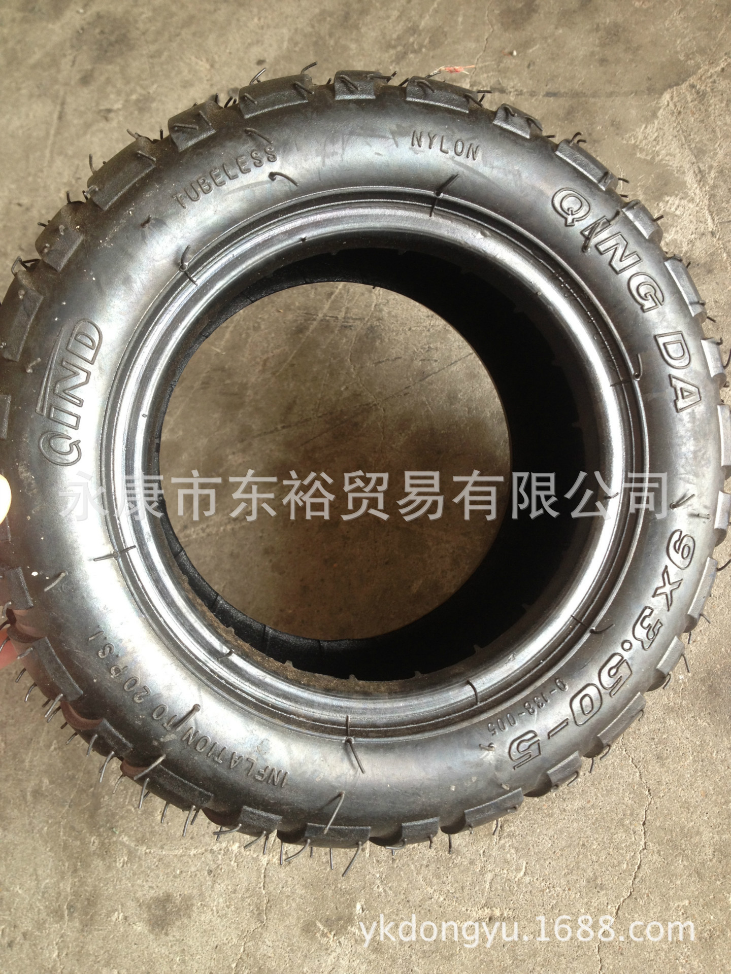 3740028418_425895118