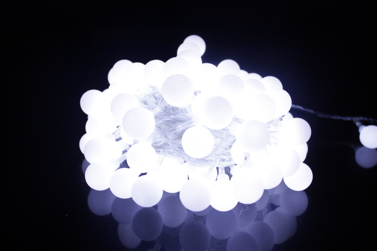 3306413527_651363634