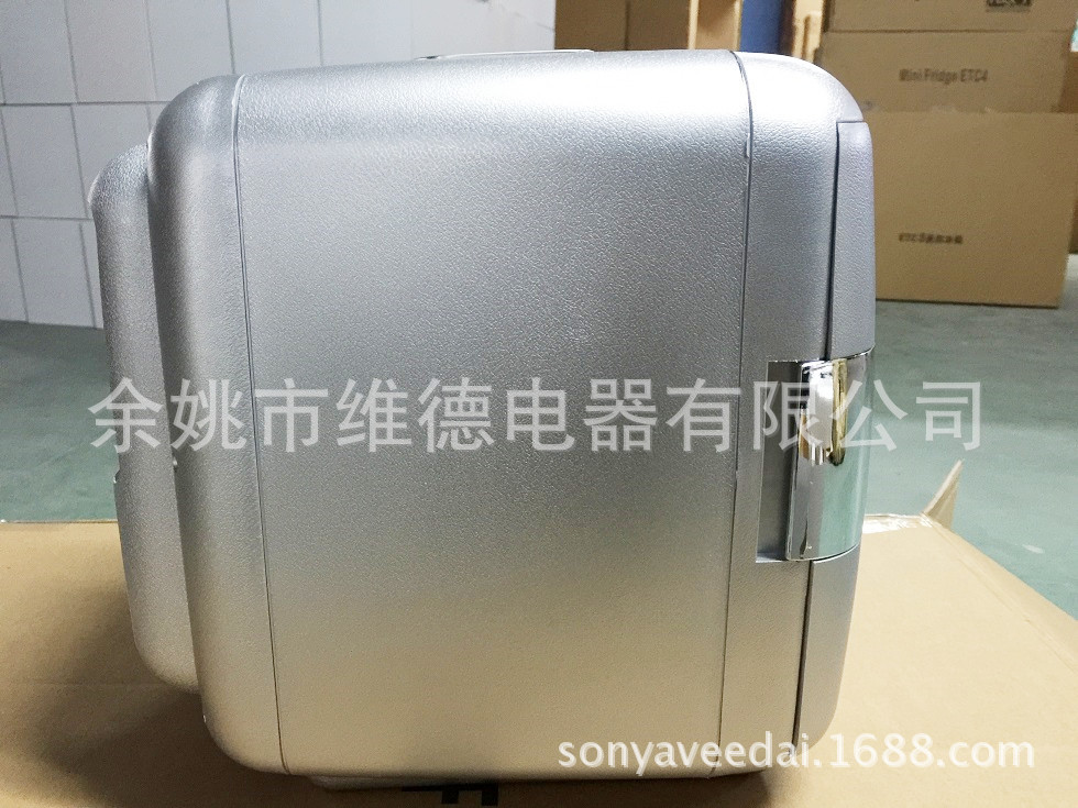 64730001-3181-4947-94F1-B6DF57