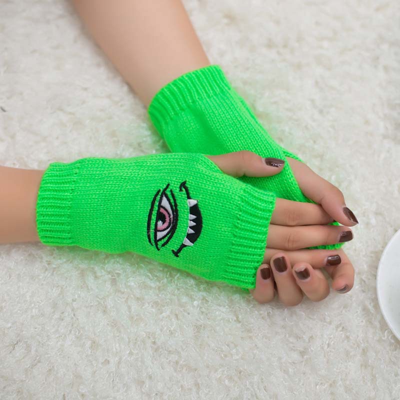 荧光绿色