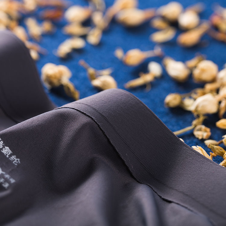 3508841250_1986715092