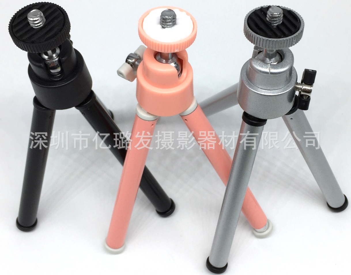 黑色三脚架2