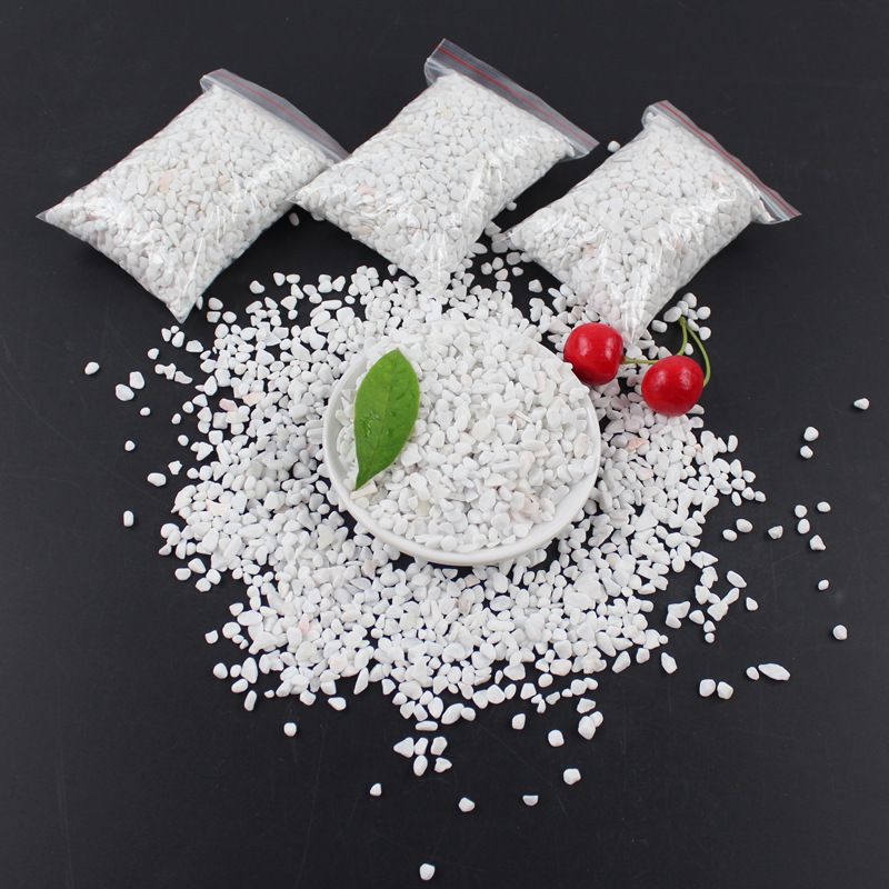 4-6mm超市小包装白色小石头出口白色鹅卵石纯白色砾石白石子