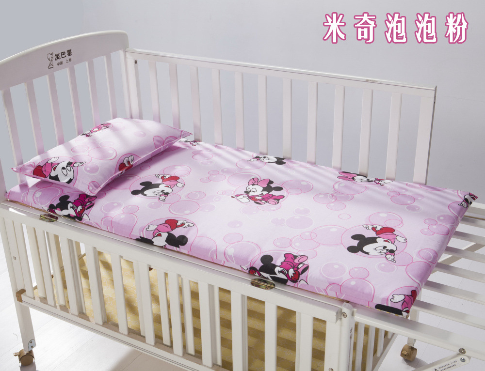 复制_纯棉婴儿床上用品儿童床垫婴儿床垫幼儿园床.jpg