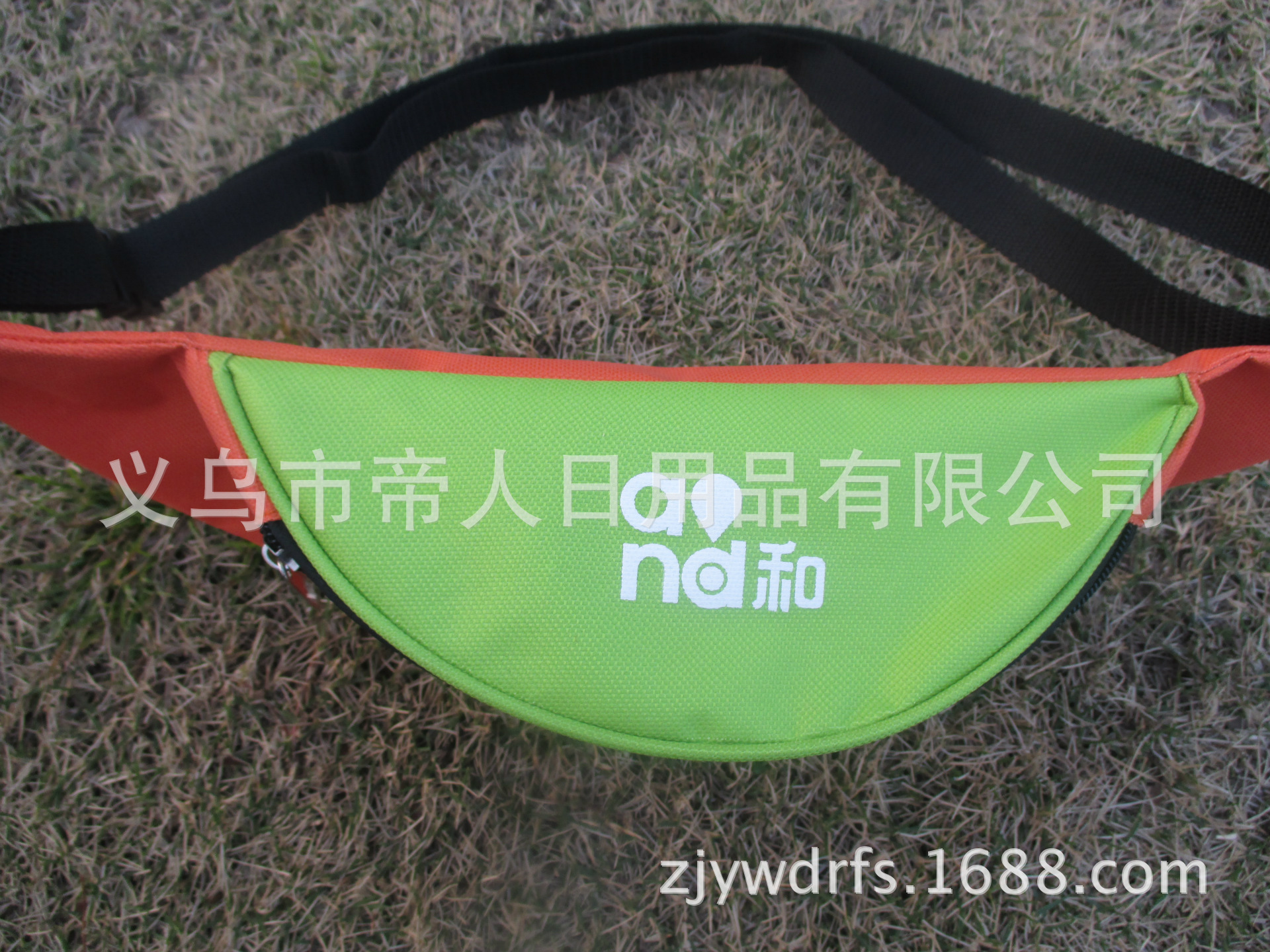 15CB7E416E7DCB44FF4D184F9FA0F9