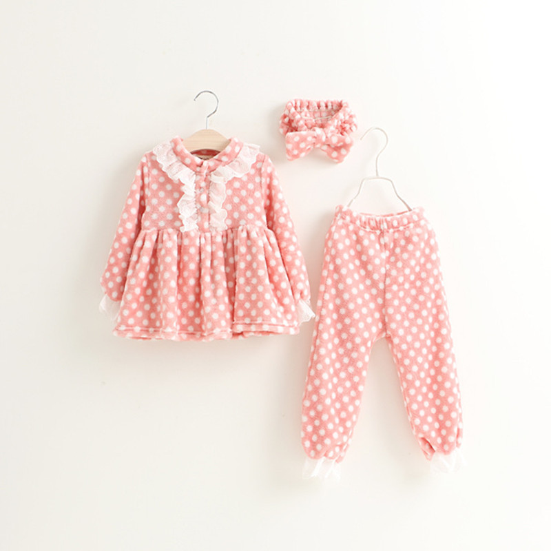 3918189201_1666260809