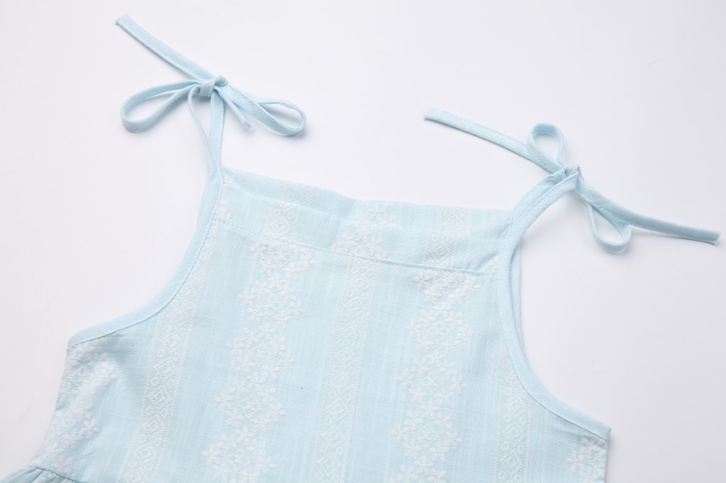 3棉麻-浅蓝色竖条花吊带裙 (4)