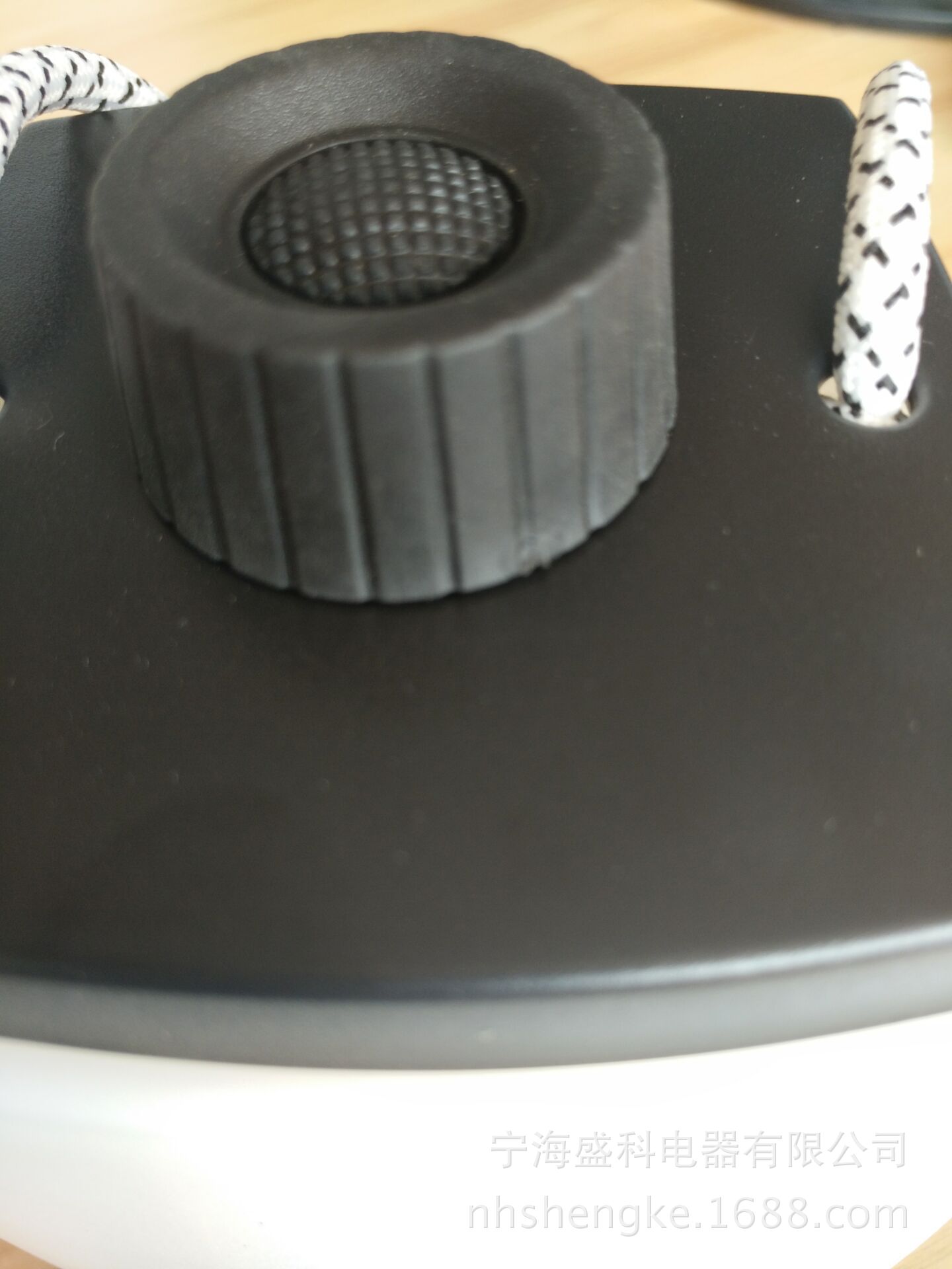 BECE60327390DC42E6819B4AEF692C