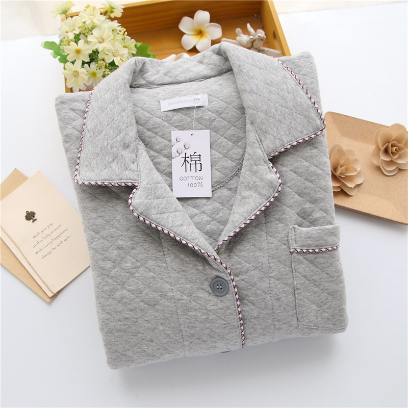 3663050523_1881321595