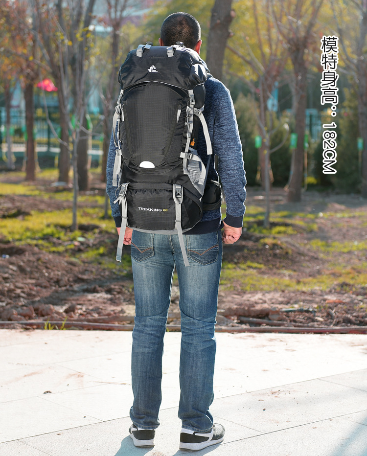 登山包1 (2).JPG