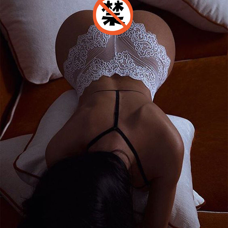 7394358899_240850576