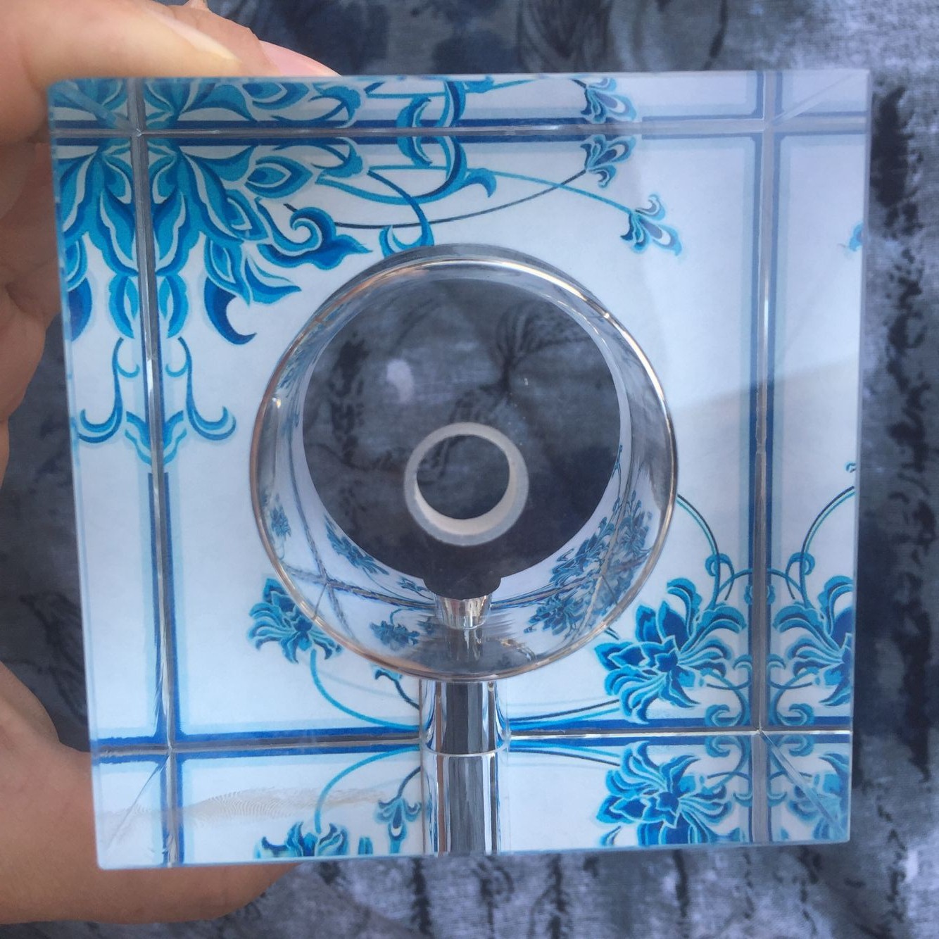 79F9361259BE0305D8DD1F39DE6C56