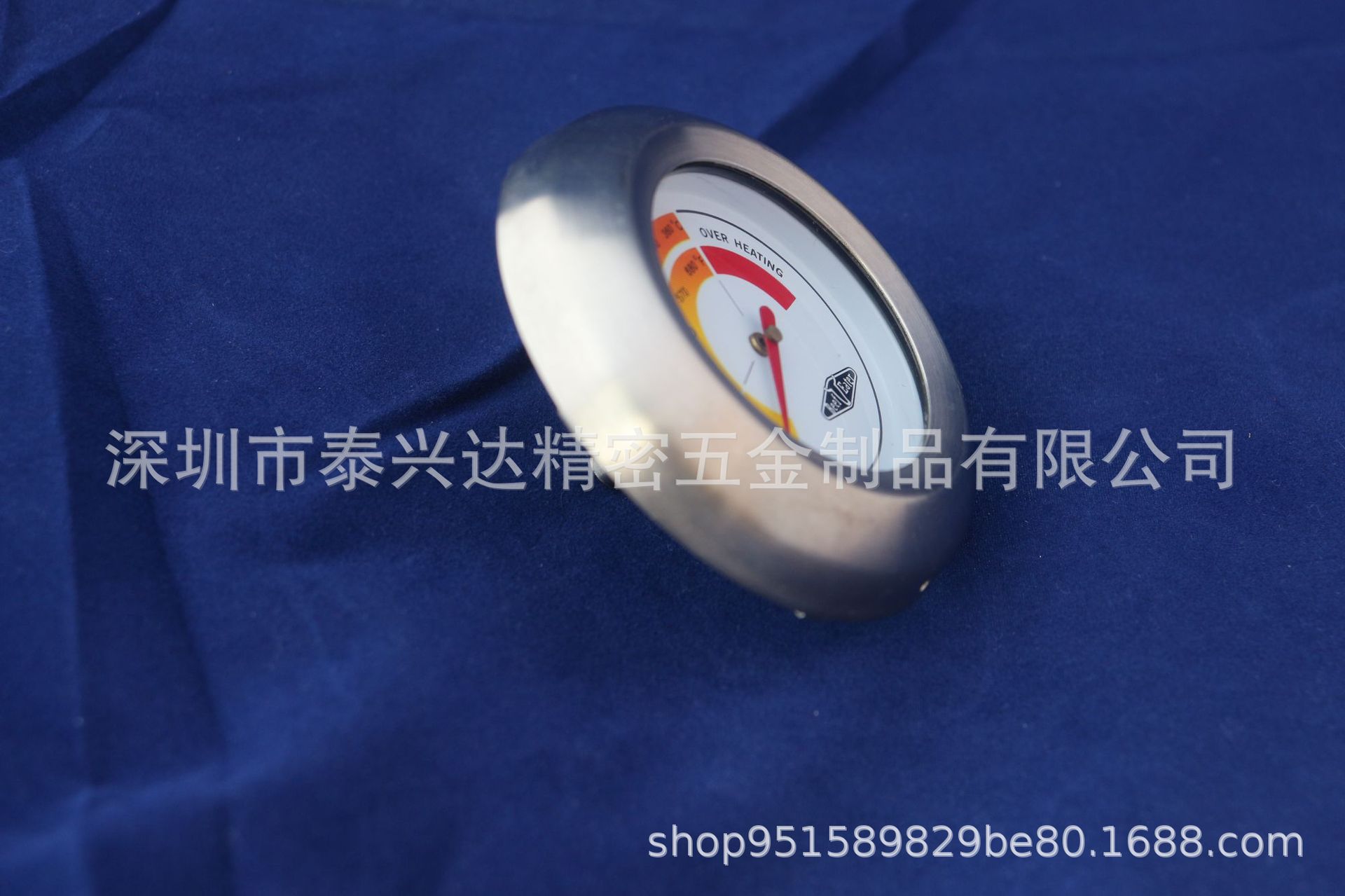 TB30C侧面