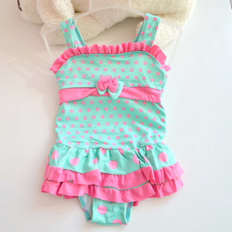 ZK71100300 绿底玫红花边圆点连体