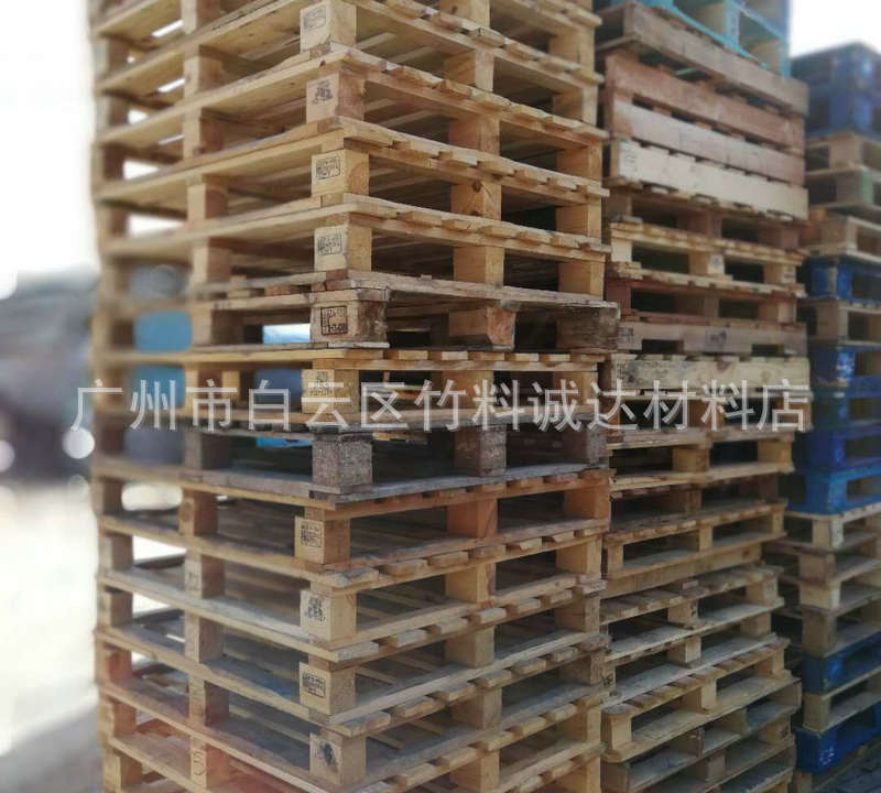 7745634438_1137293839