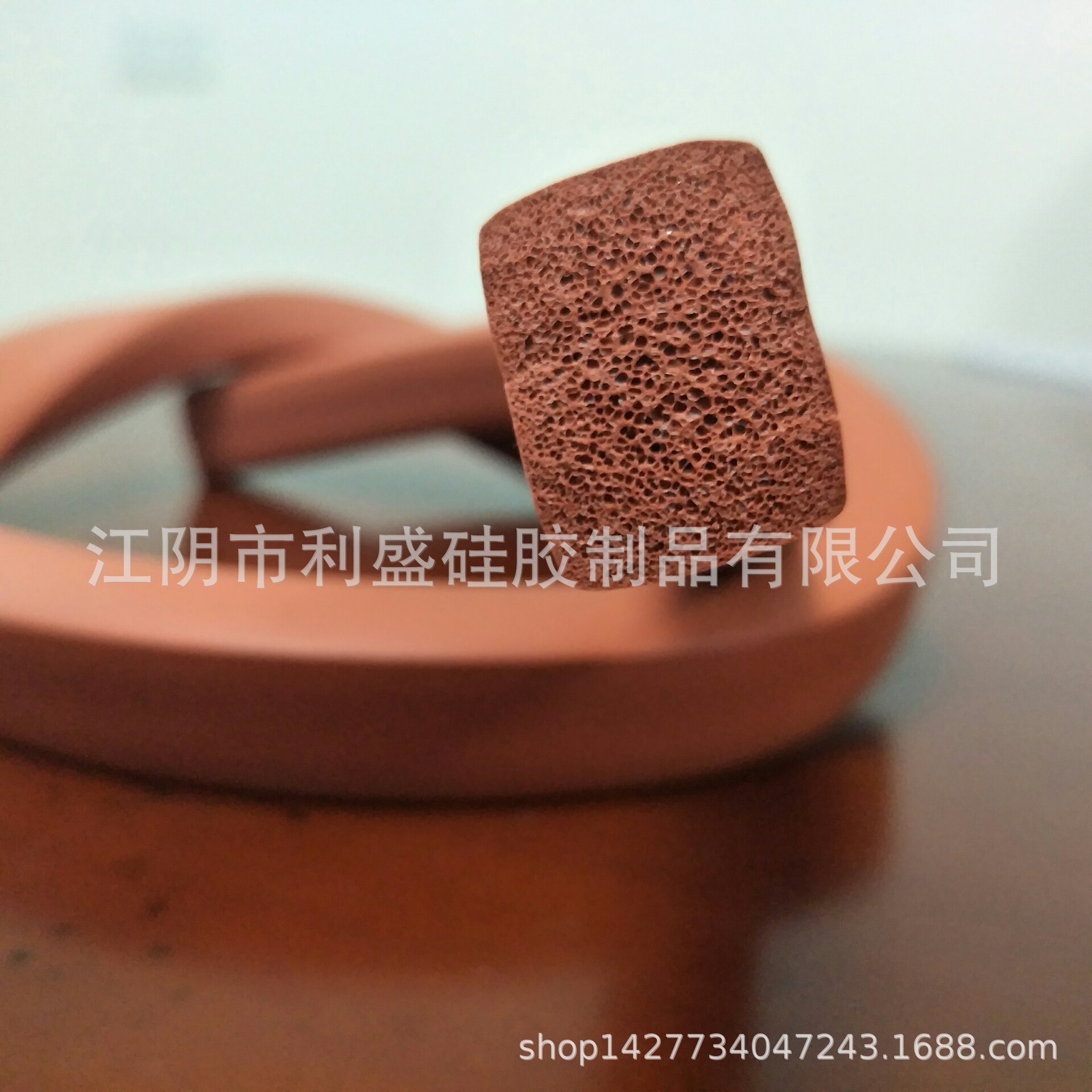CC0FEFEF6780E5F27C0F5A55DA7074