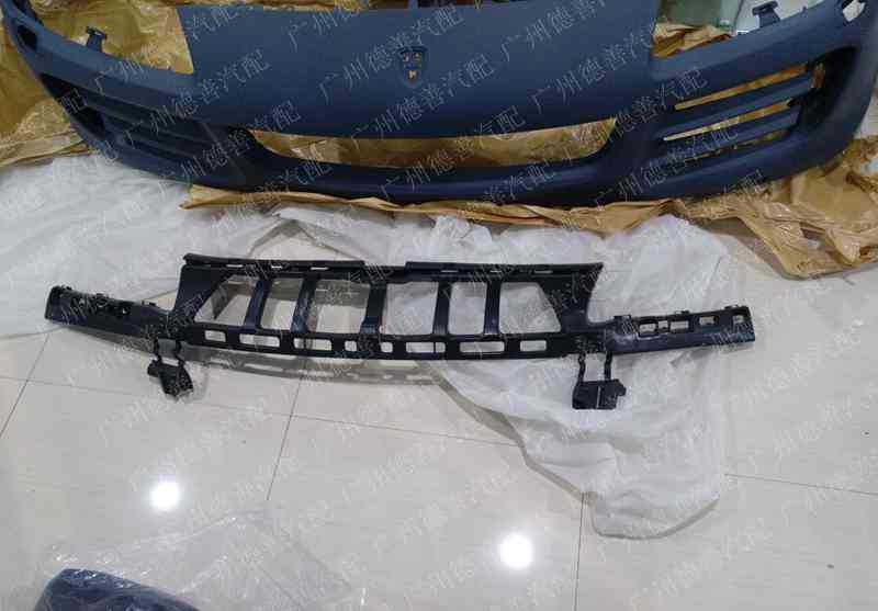 卡宴前杠955-08年2