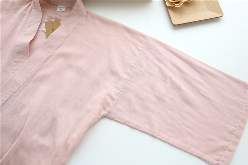 3142656966_1888821566