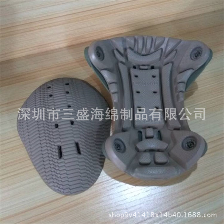 DC8CBFD75A04E7D36B6828A89EA114