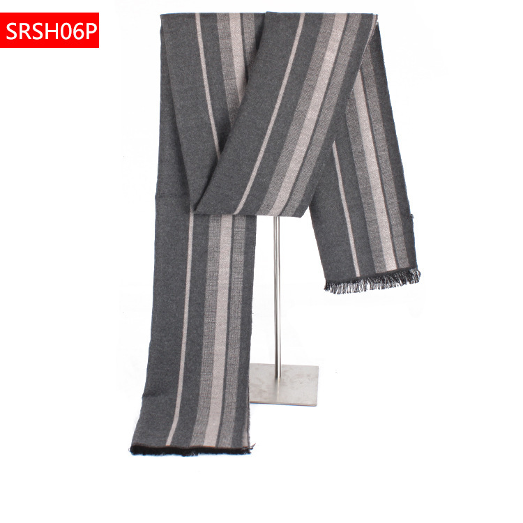 3672273256_1704436326