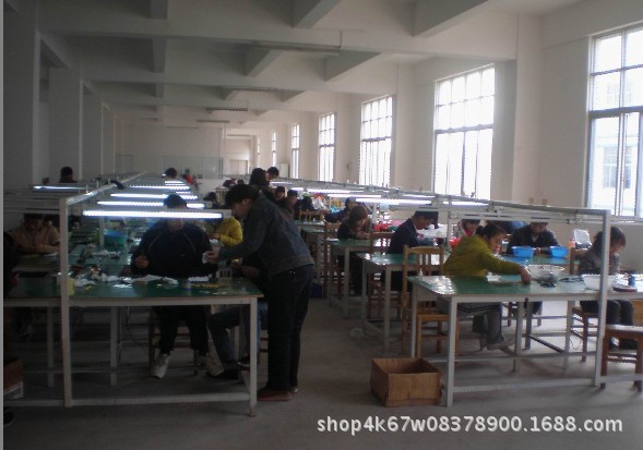 1099273003_2086963616