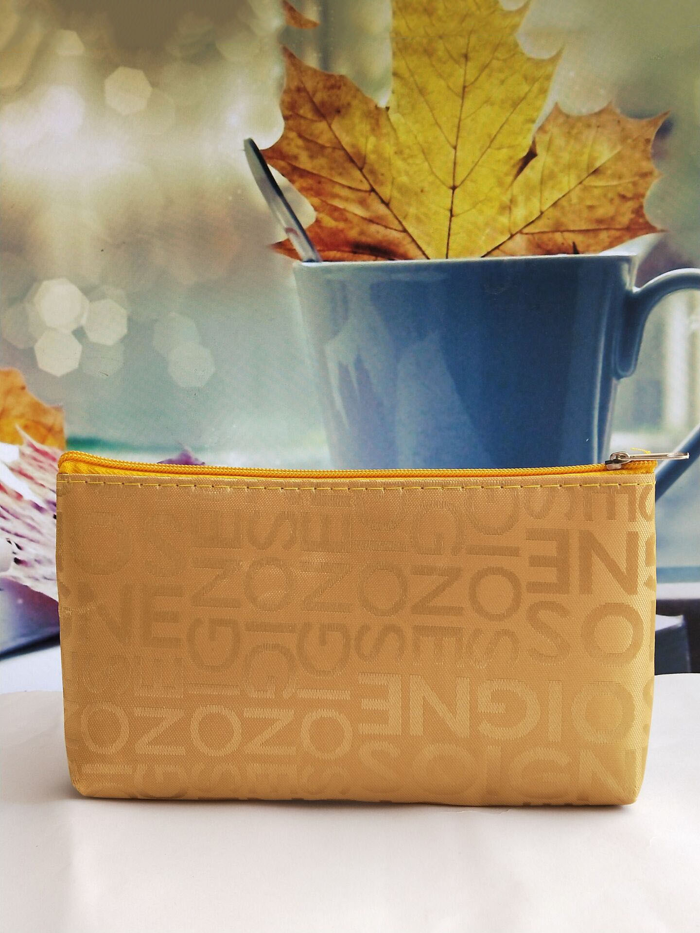 8741021599_1395697638