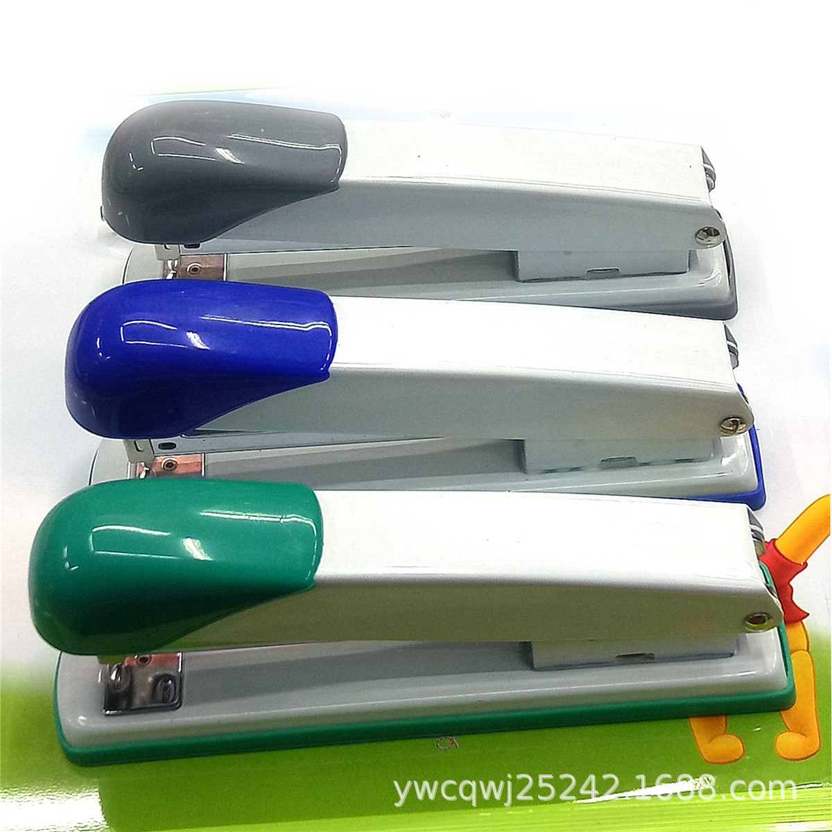 大号订书机