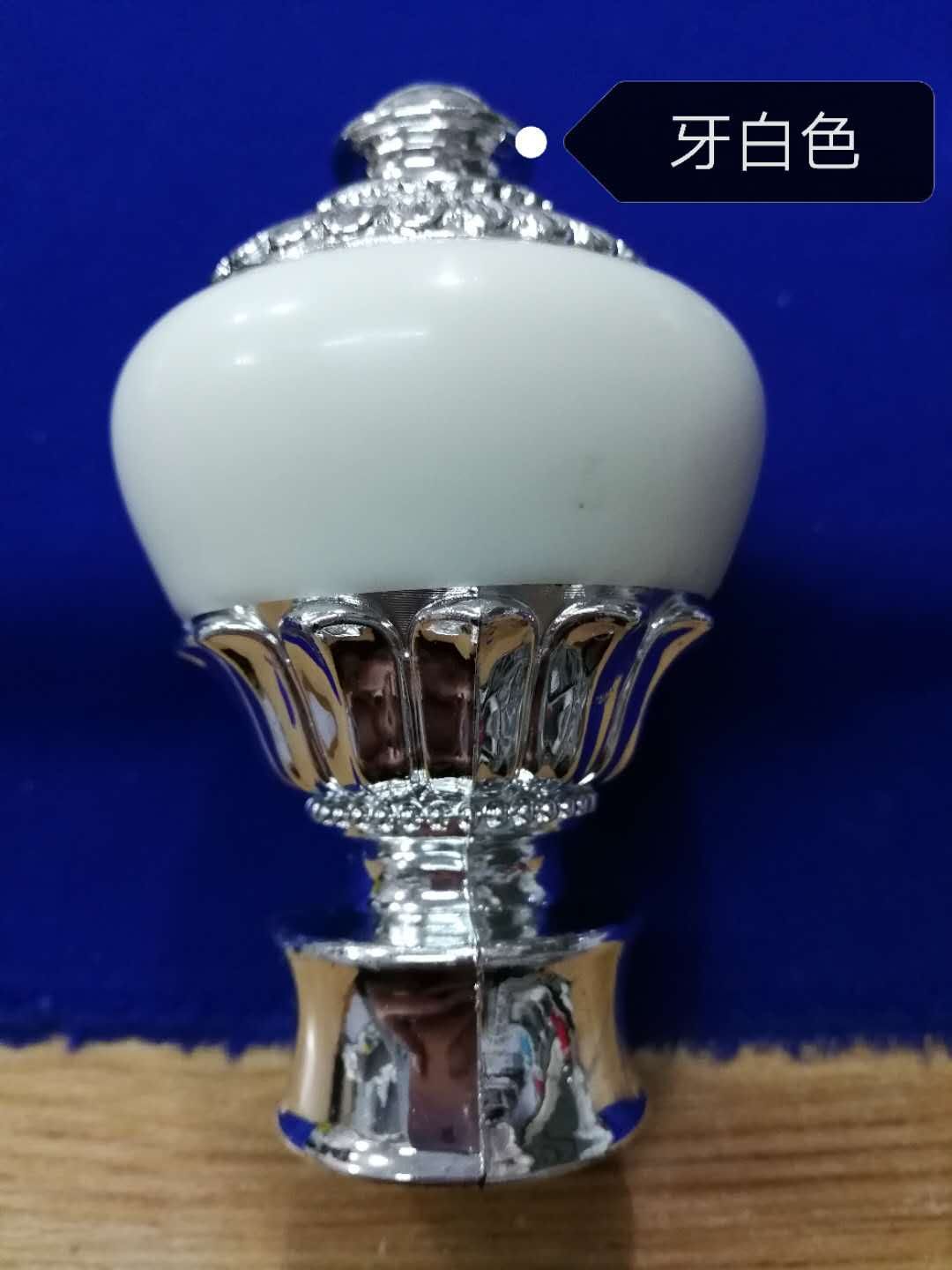 mmexport1516547560602