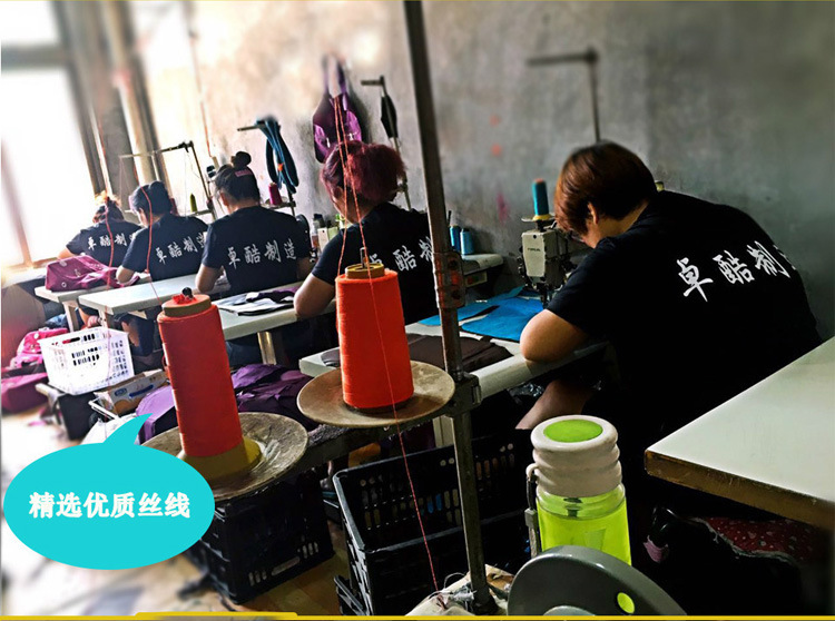 4558731621_1486761852_02