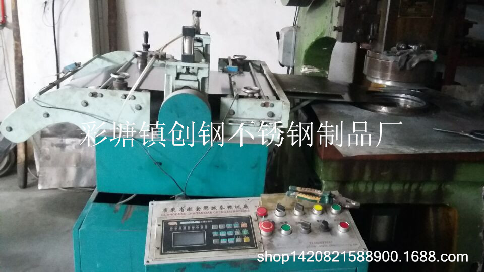 2391717640_1586191369