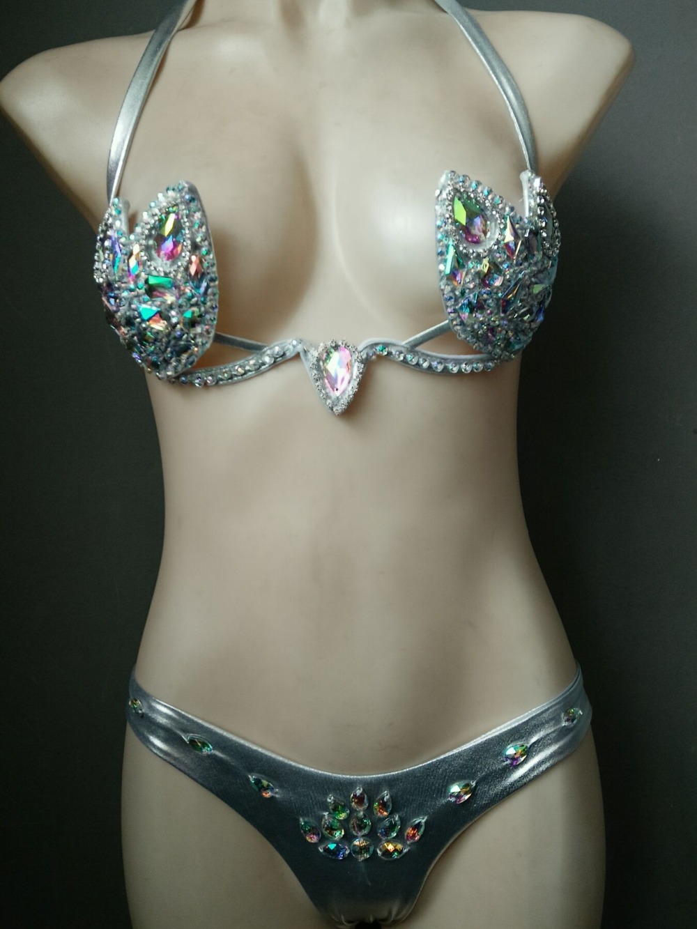 HTB1N0DNXZnrK1RjSspkq6yuvXXaW