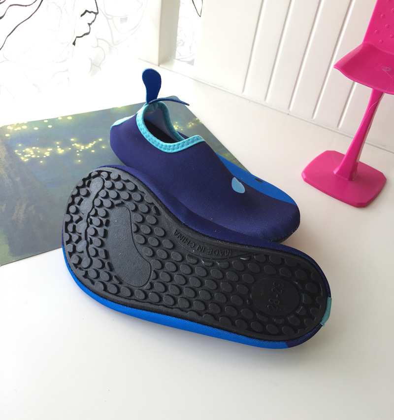 鲸鱼鞋4.jpg