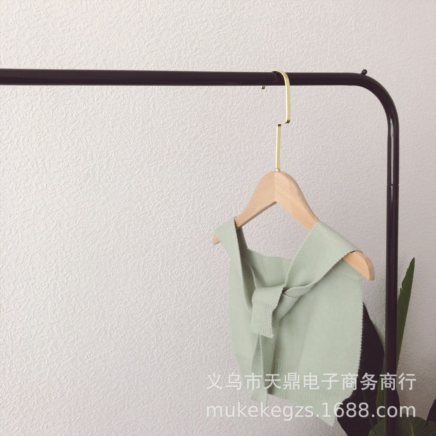 7C3F5F7E1C569A8CE773306E473255