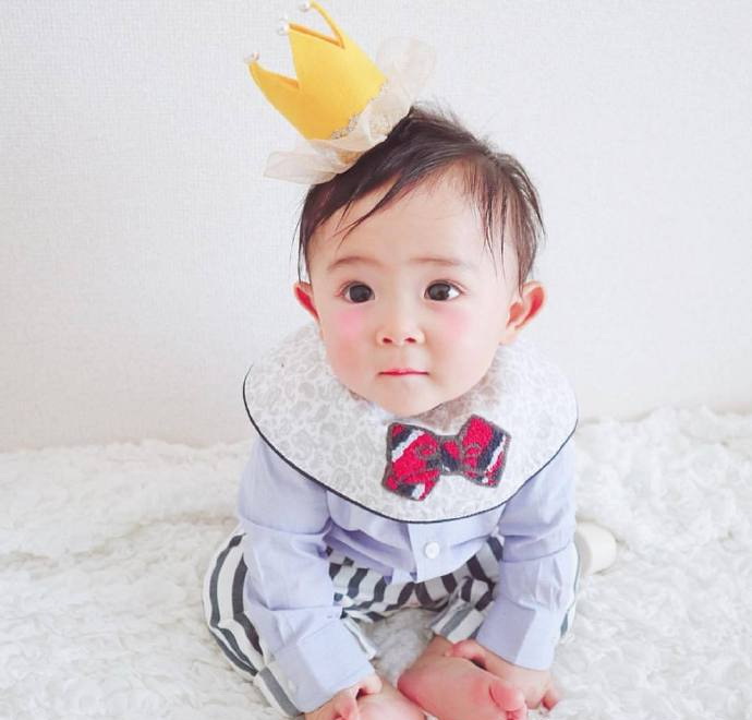 005ATVoVgy1g0f4ovi0b9j30u00u07