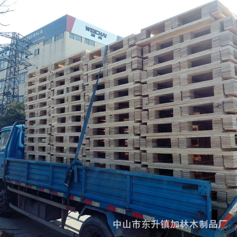 4311604775_1936221929