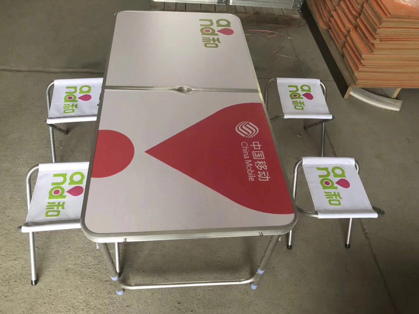 043824d98280f0e0a9263a2b43bec5