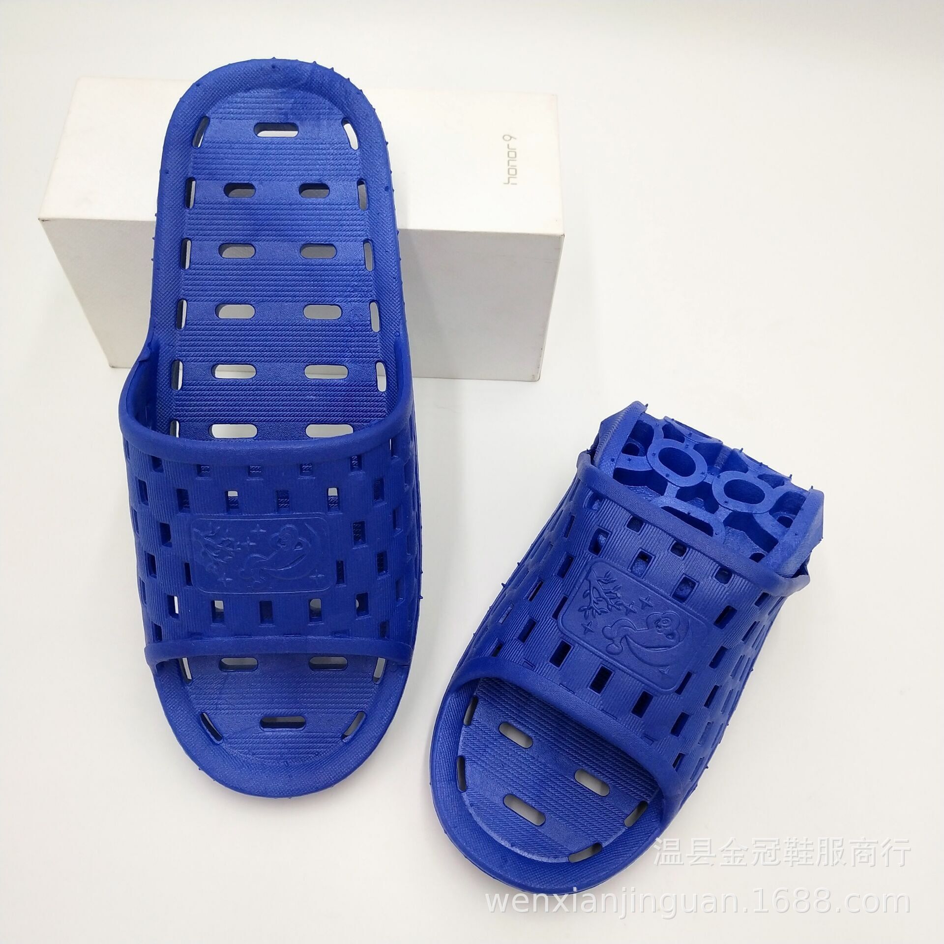 8E0E99E7935FB6AC5769FD597AA397