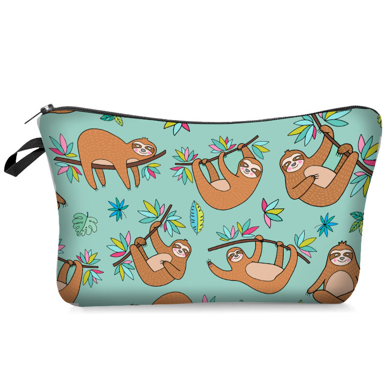 bpd8879  树懒挂树上