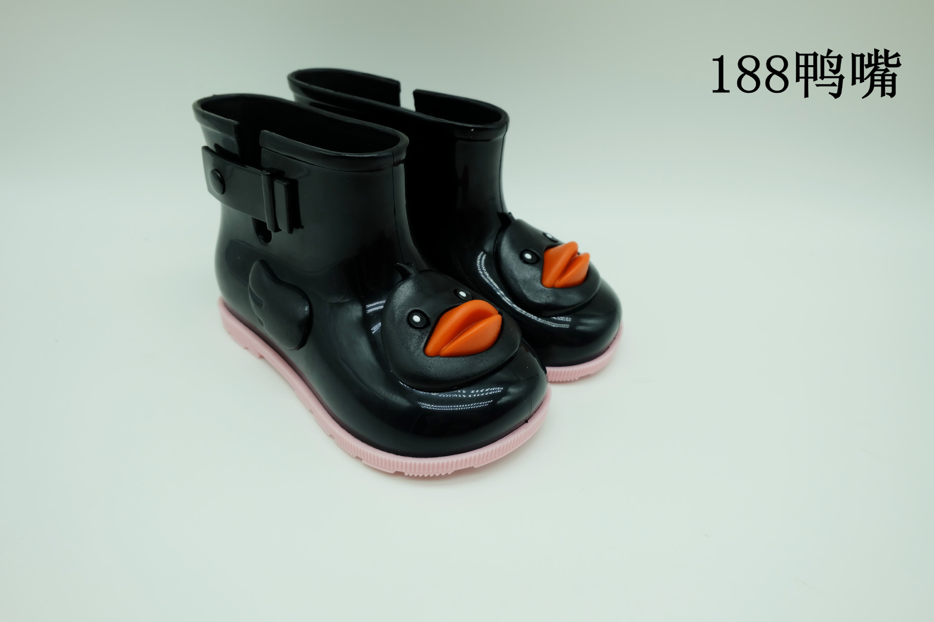 188鸭嘴黑.JPG