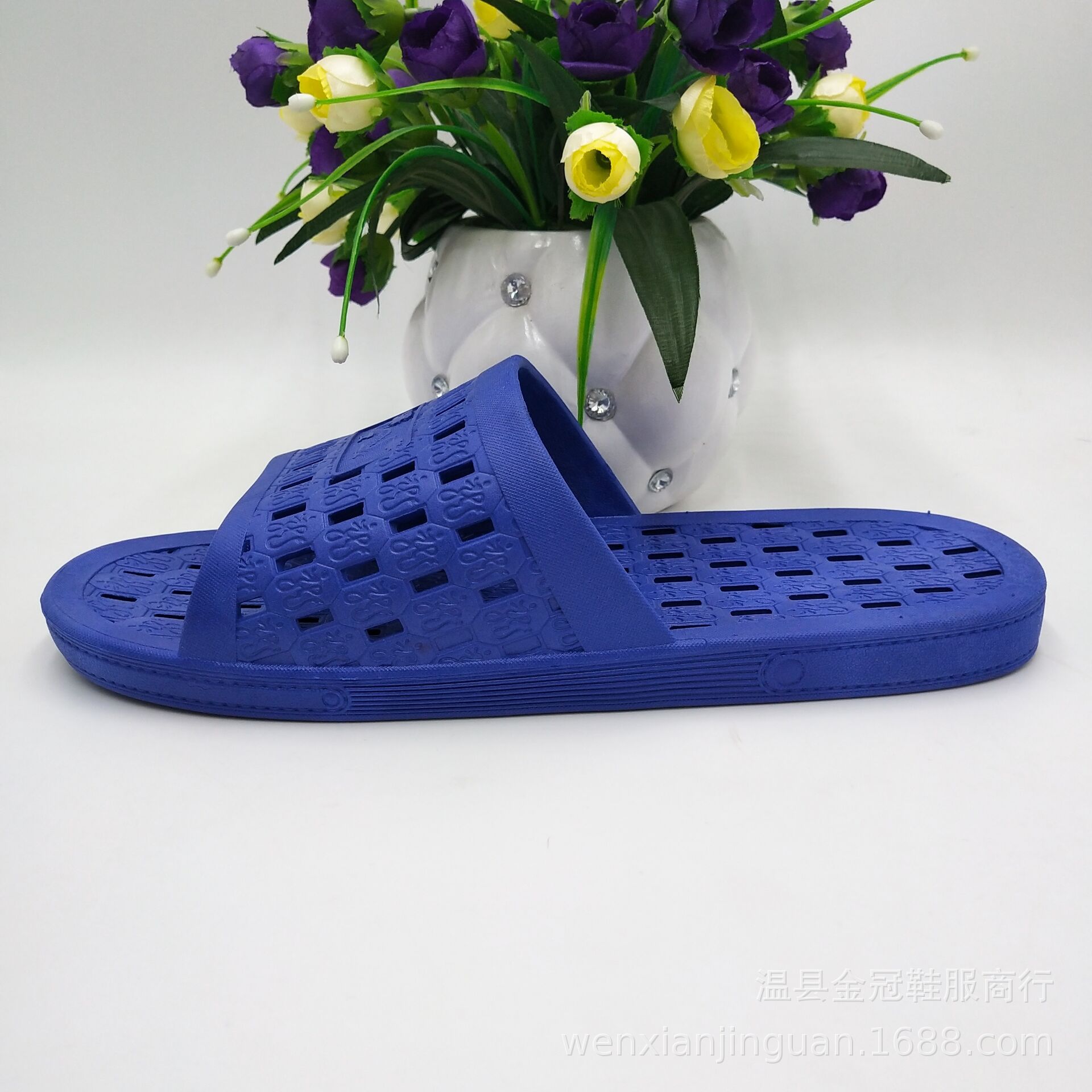 29B0965D9417069A7F7BEE6C3F1786