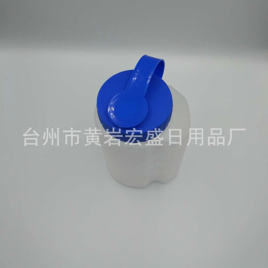 500吹塑水壶3