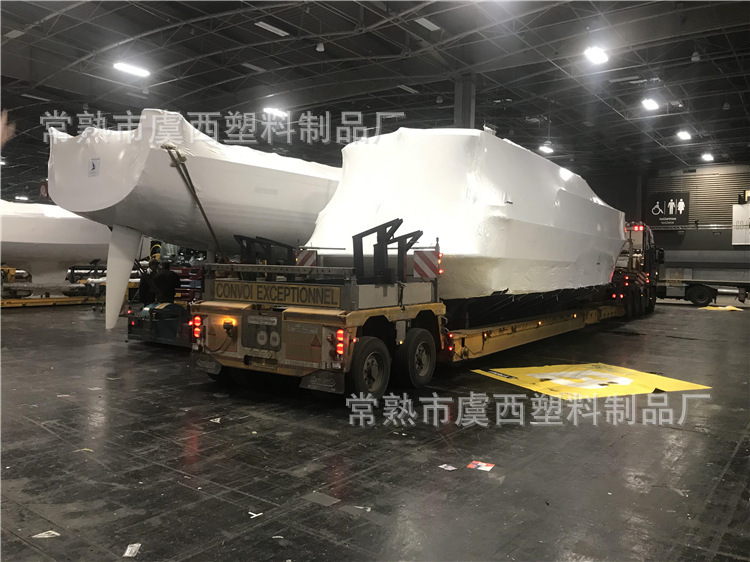 10703566410_1858413720