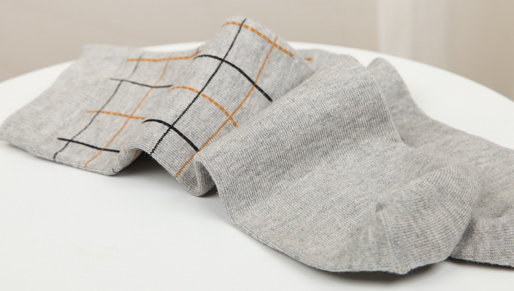 男袜吸汗透气休闲纯色男士中筒商务袜